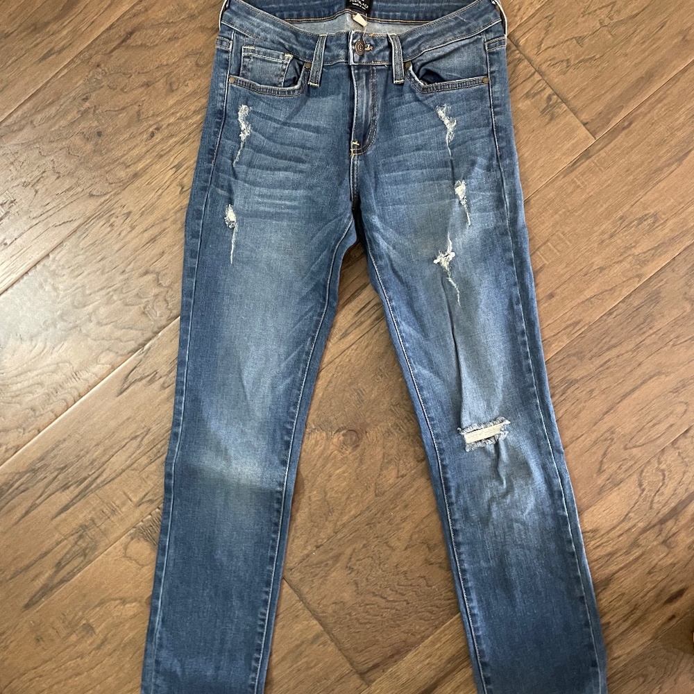 Just Black distressed denim stretchy jeans